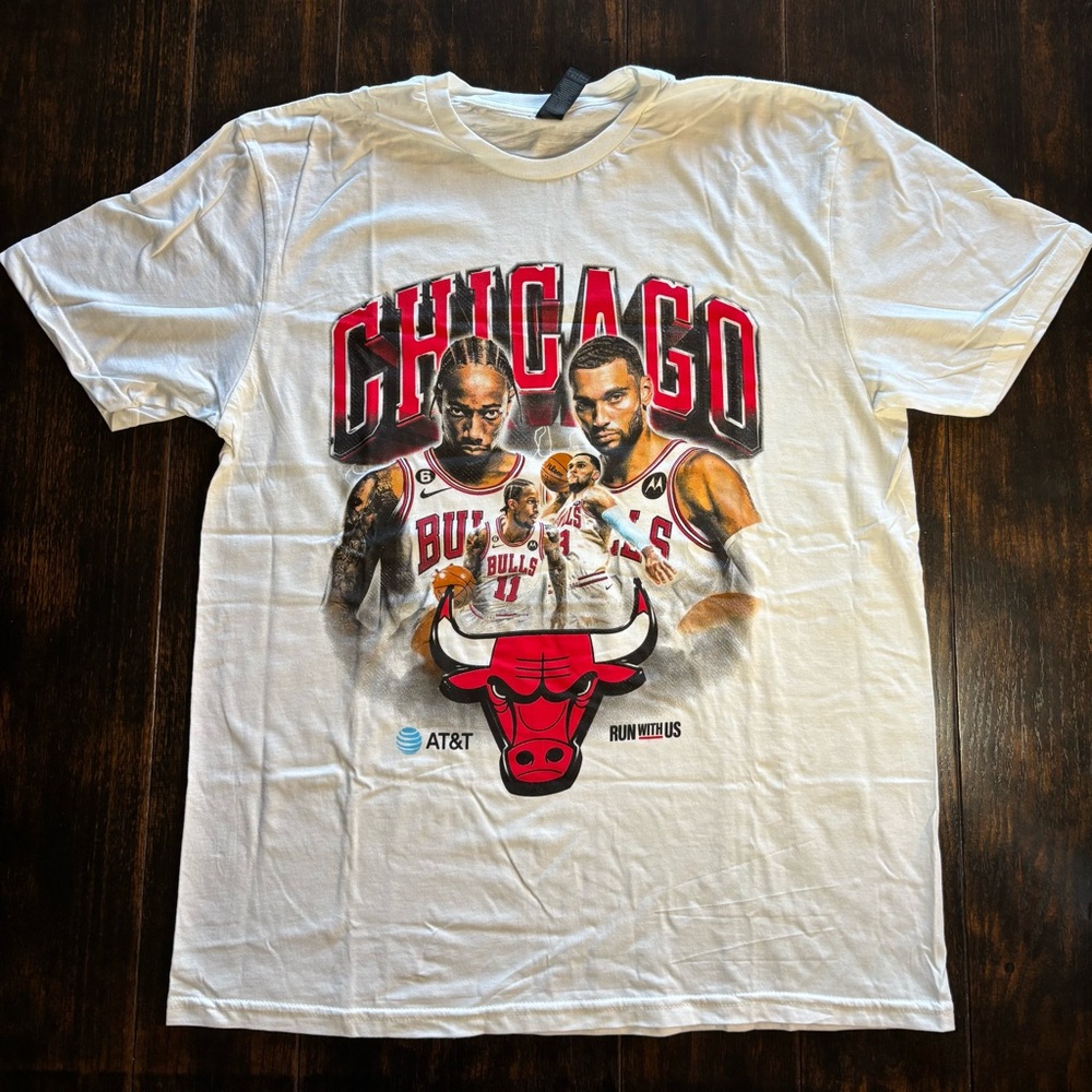 Chicago Bulls White Graphic T-Shirt